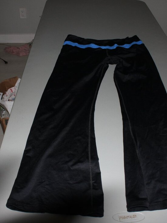 Black LuluLemon Athletic Pants Size 12 - Picture 1 of 6
